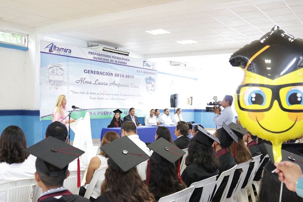 GENERA GOBIERNO DE ALTAMIRA CONDICIONES NECESARIAS PARA QUE NIÑOS Y JÓVENES ESTUDIEN EN ESCUELAS FUNCIONALES