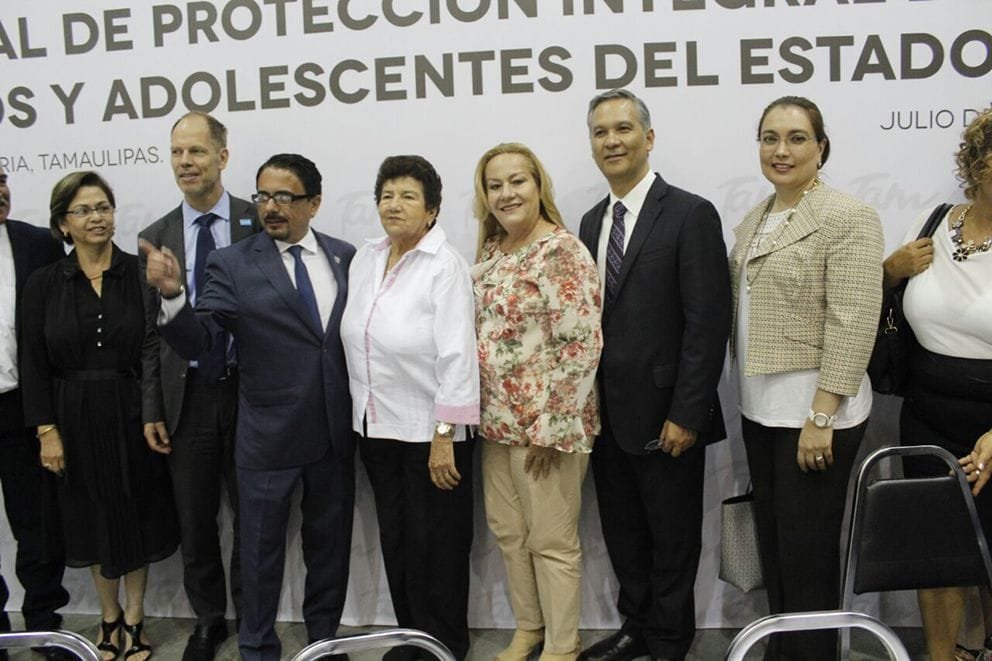 PRESENTE ALMA LAURA AMPARÁN EN LA SEGUNDA SESIÓN ORDINARIA DEL SIPINNA ESTATAL