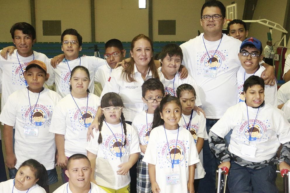 SISTEMA DIF OFRECE ACTIVIDADES RECREATIVAS Y DEPORTIVAS PARA LA NIÑEZ Y JUVENTUD MADERENSES