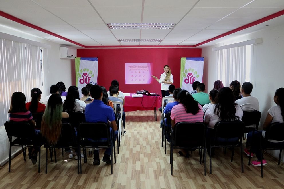 DIF MADERO PROMUEVE LA PREVENCIÓN DE LAS ADICCIONES EN TALLER DE VERANO