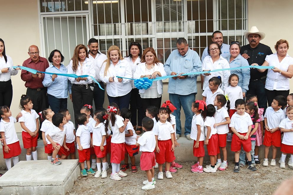 “EN EL 2018 HABRÁ MÁS OBRAS PARA AMPLIAR Y MODERNIZAR LA INFRAESTRUCTURA EDUCATIVA DE ALTAMIRA’’ ALMA LAURA AMPARÁN